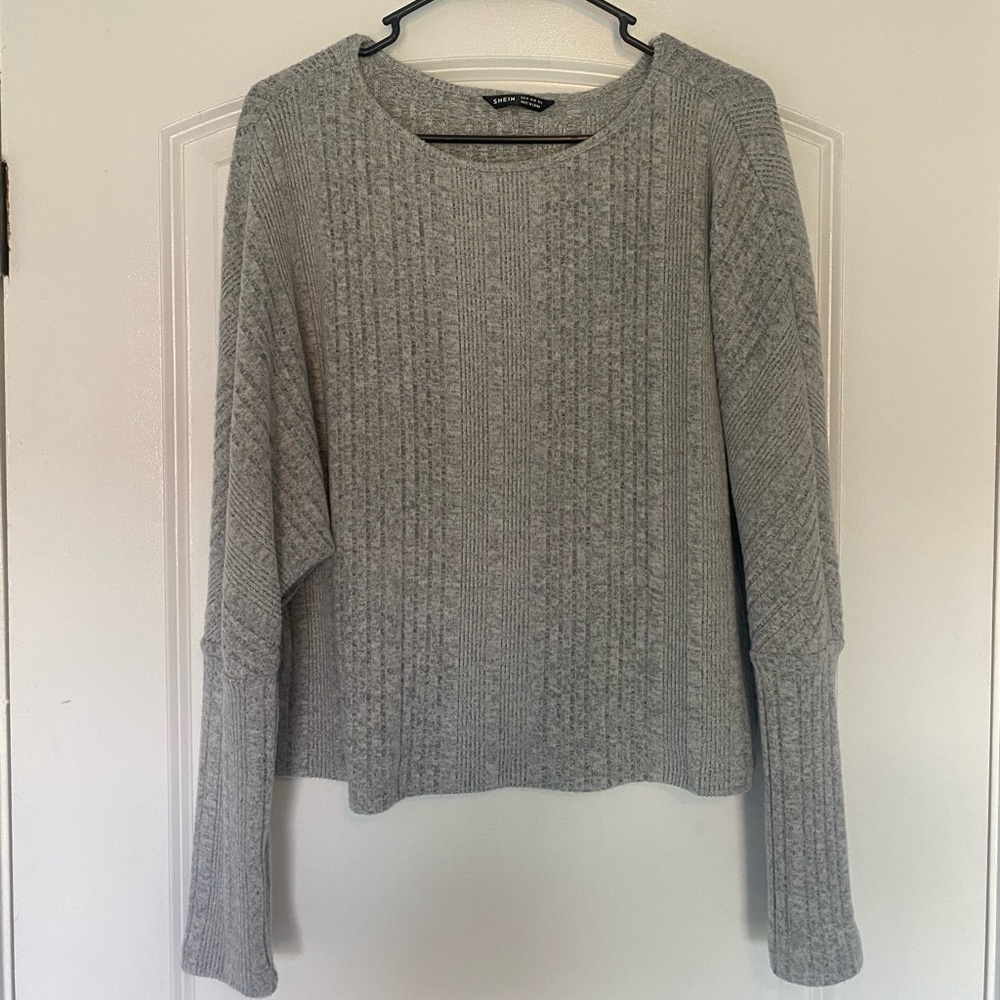 NEED TO SELL ASAP!!! Thin sweater from shein. Size medium.